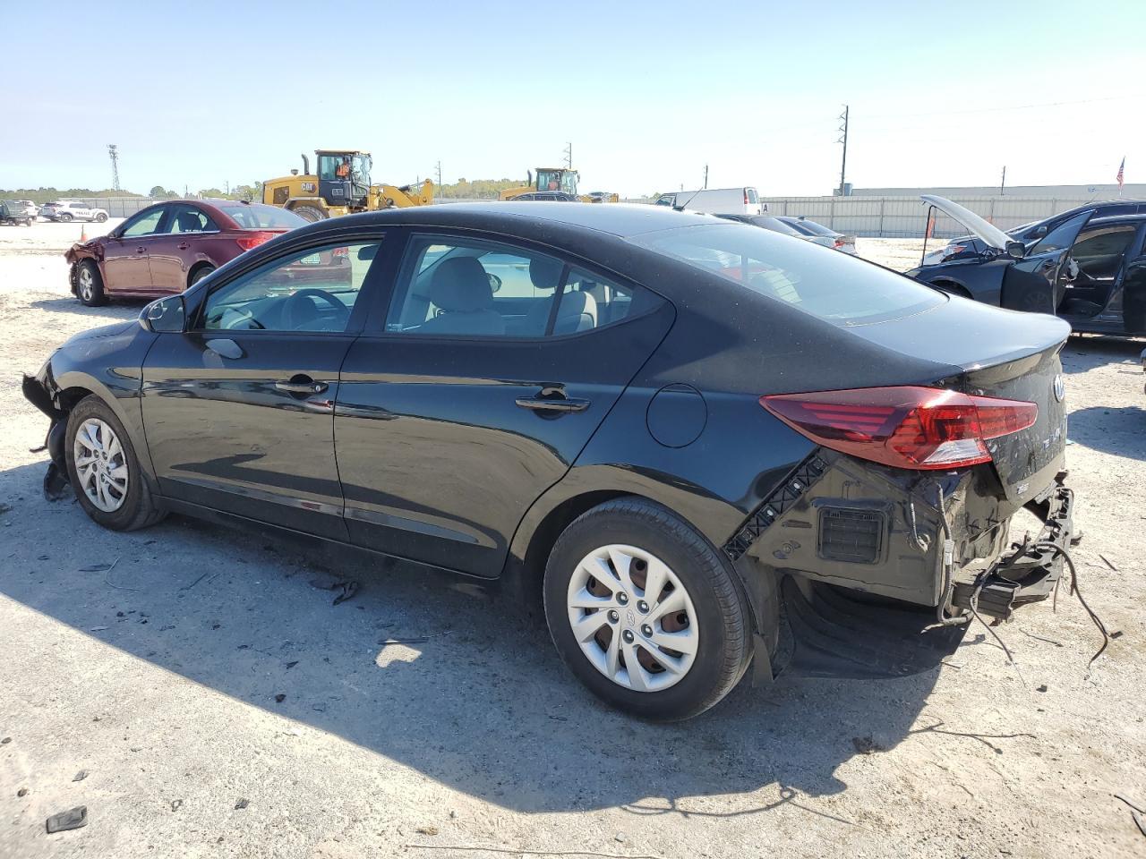 2019 HYUNDAI ELANTRA SE - Фото 2