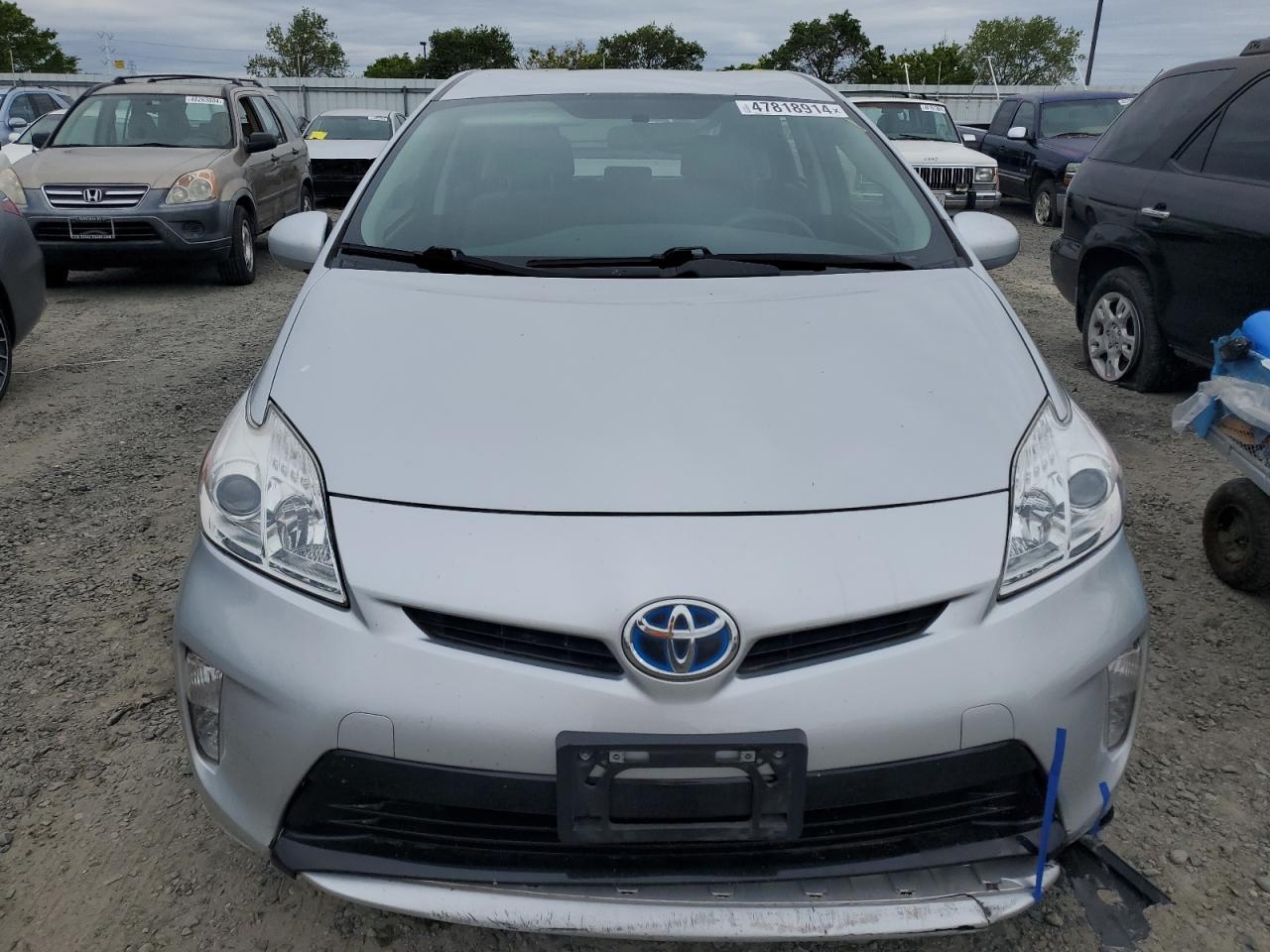 2015 TOYOTA PRIUS - Image 5