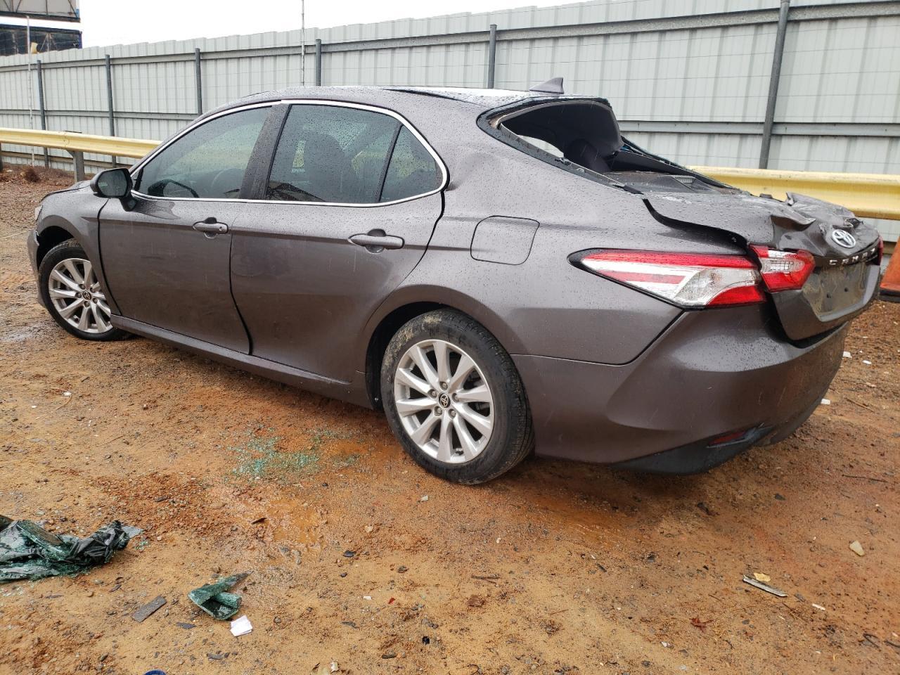 2020 TOYOTA CAMRY LE - Image 2