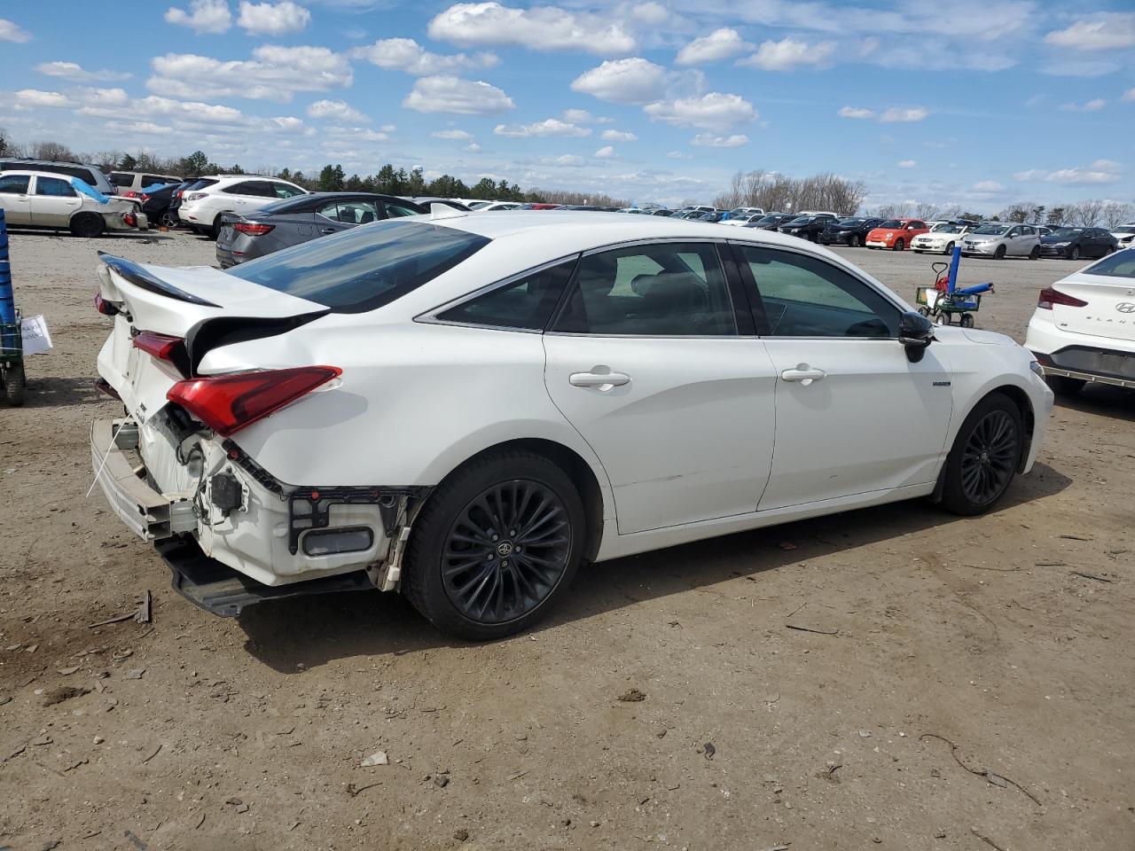 2019 TOYOTA AVALON XLE - Фото 3