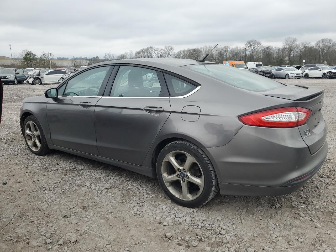 2013 FORD FUSION SE - Фото 2