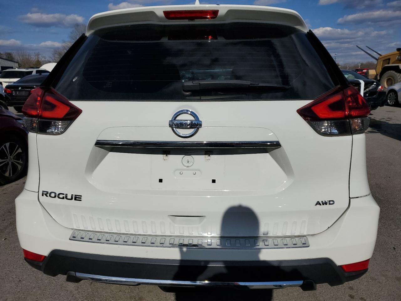 2018 NISSAN ROGUE S - Image 6