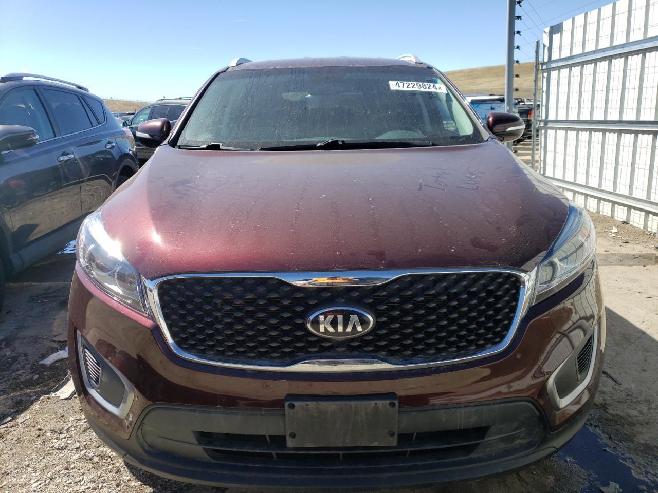 2017 KIA SORENTO LX - Image 5