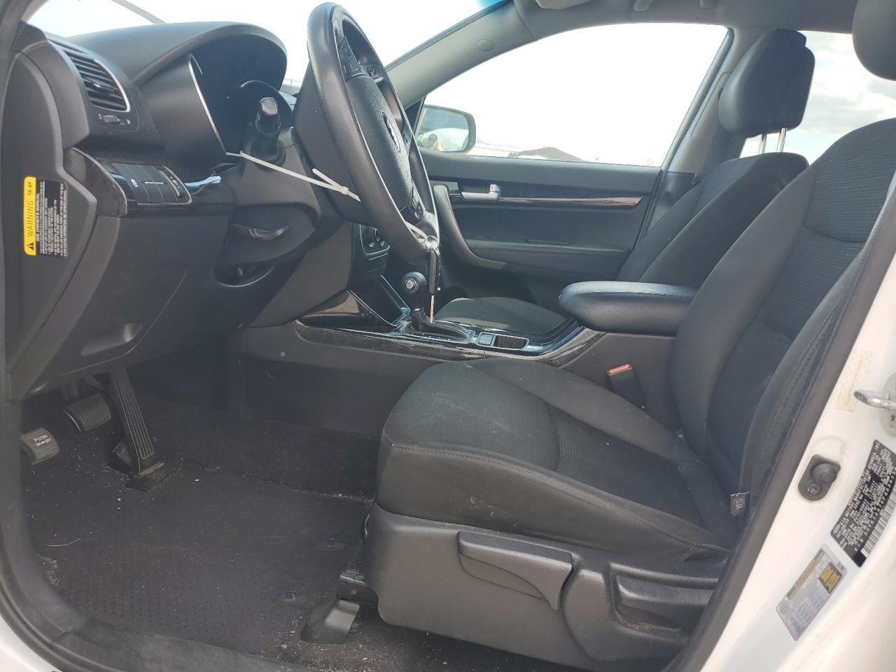 2015 KIA SORENTO LX - Image 7