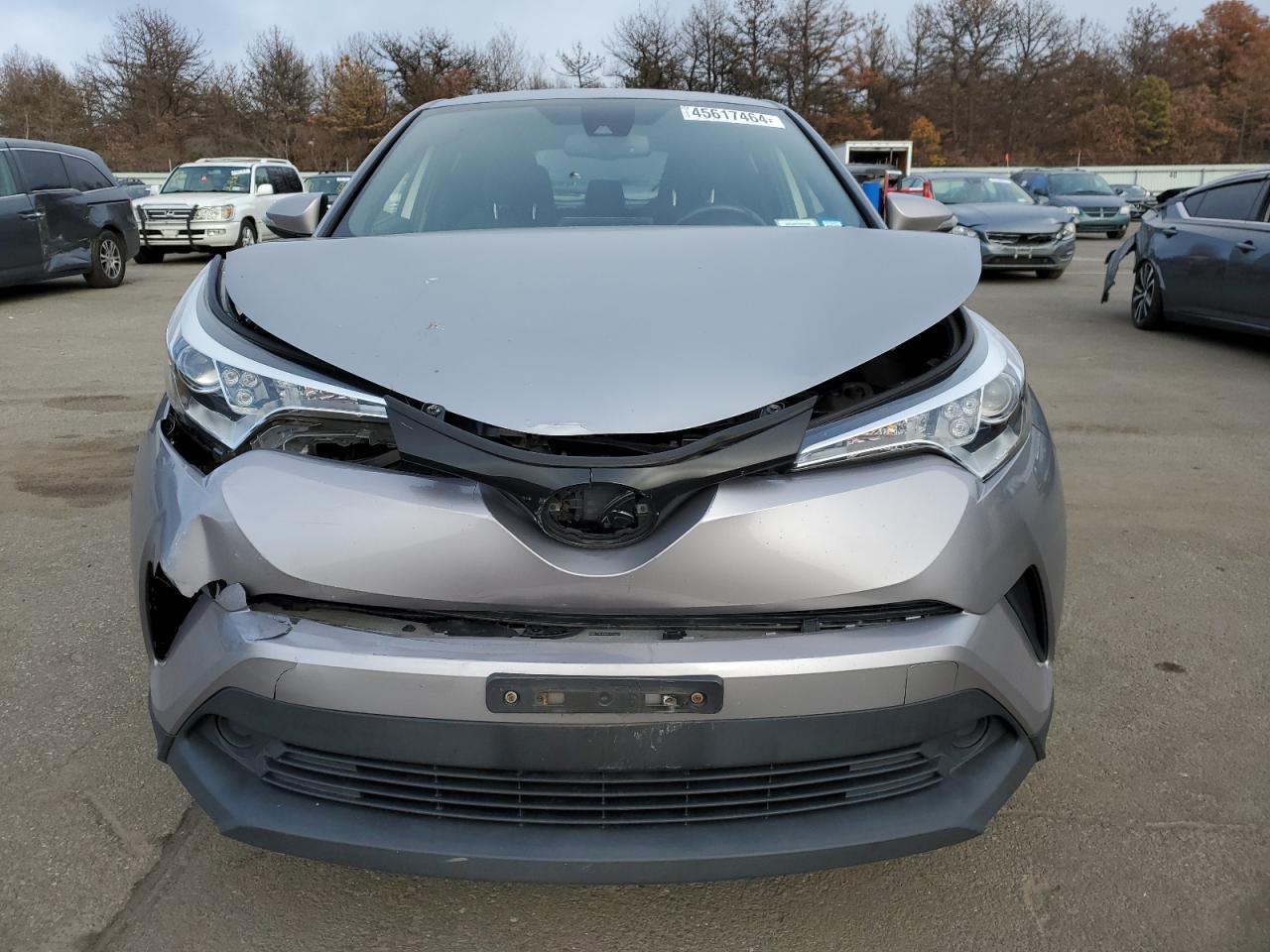 2018 TOYOTA C-HR XLE - Фото 5
