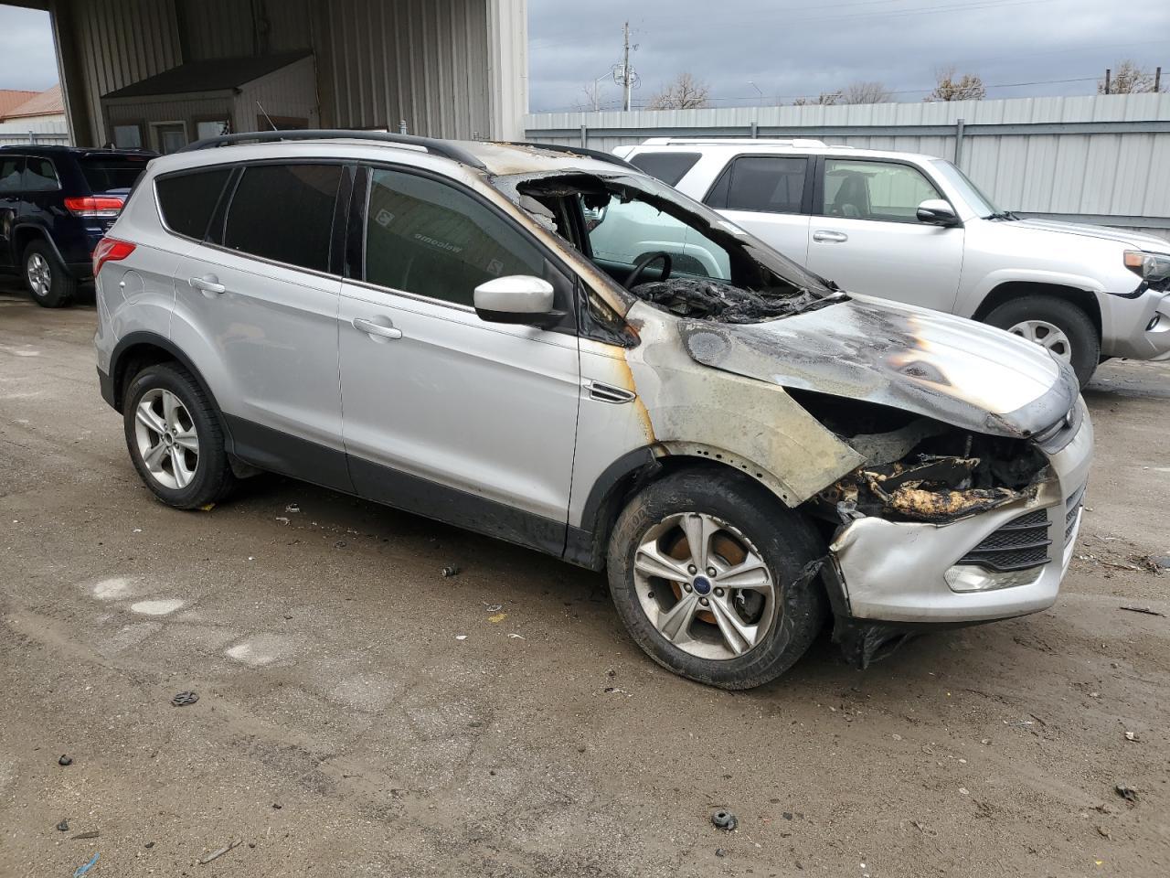 2014 FORD ESCAPE SE - Image 4