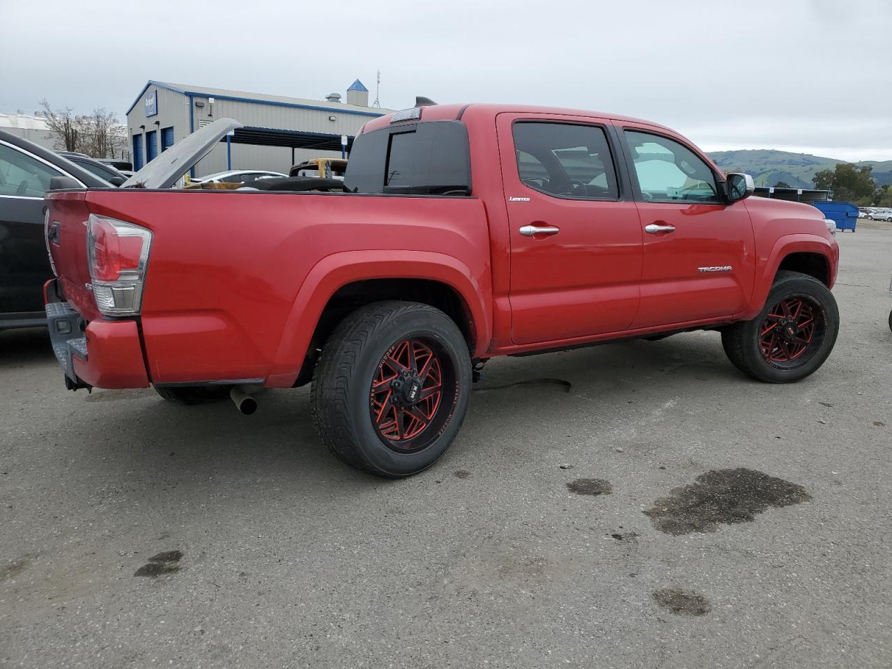 2018 TOYOTA TACOMA DOU - Image 3