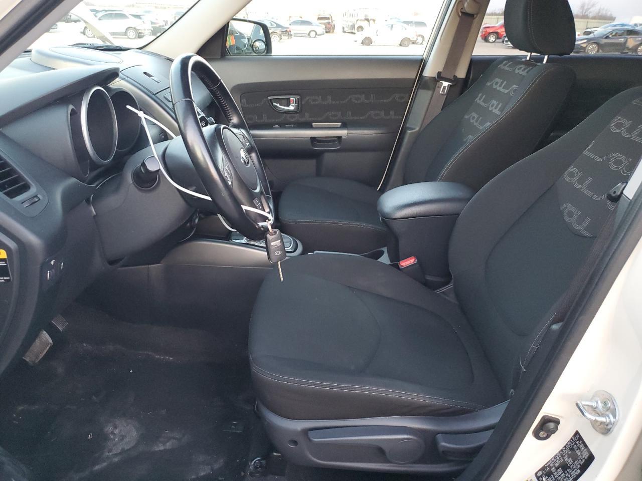2013 KIA SOUL + - Image 7