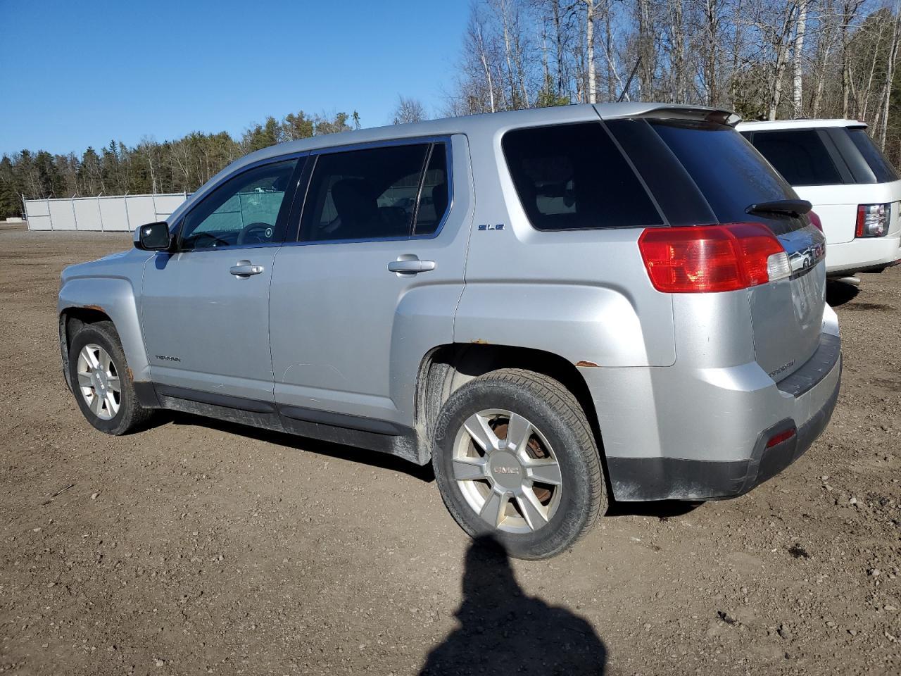 2013 GMC TERRAIN SL - Фото 2