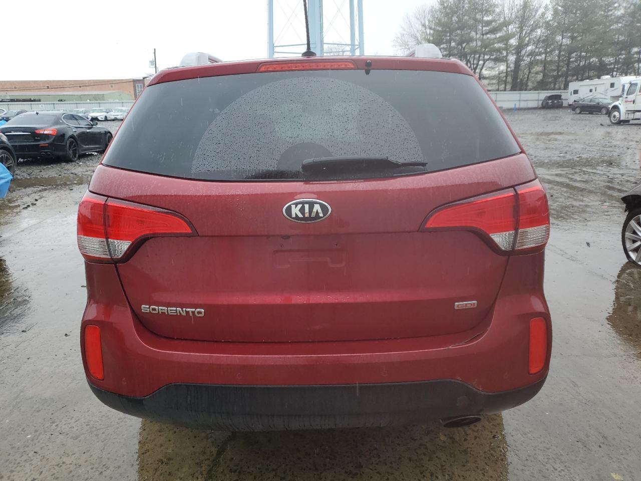 2015 KIA SORENTO LX - Image 6