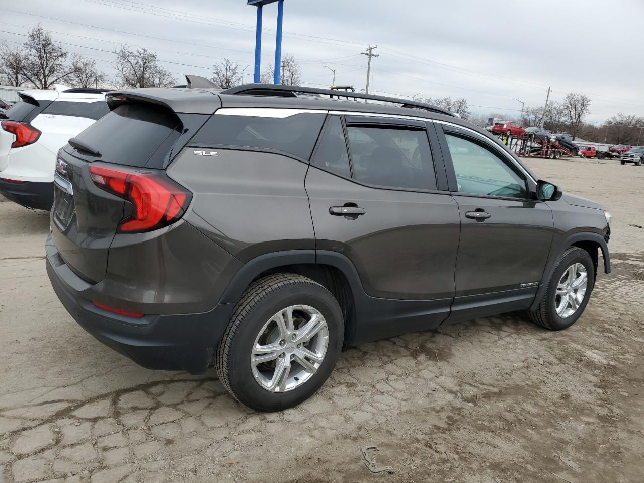 2019 GMC TERRAIN SL - Фото 3