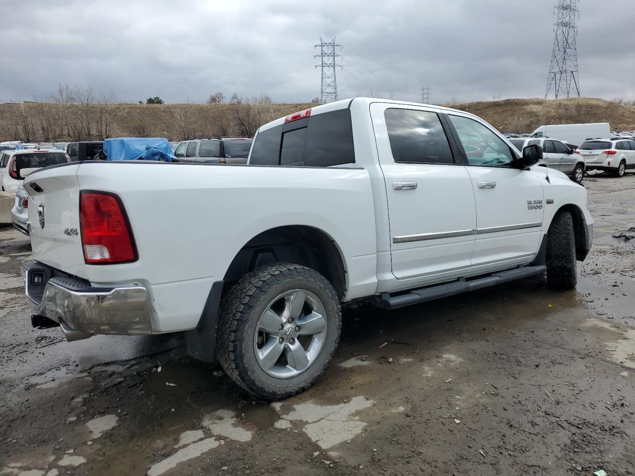 2017 RAM 1500 SLT - Image 3