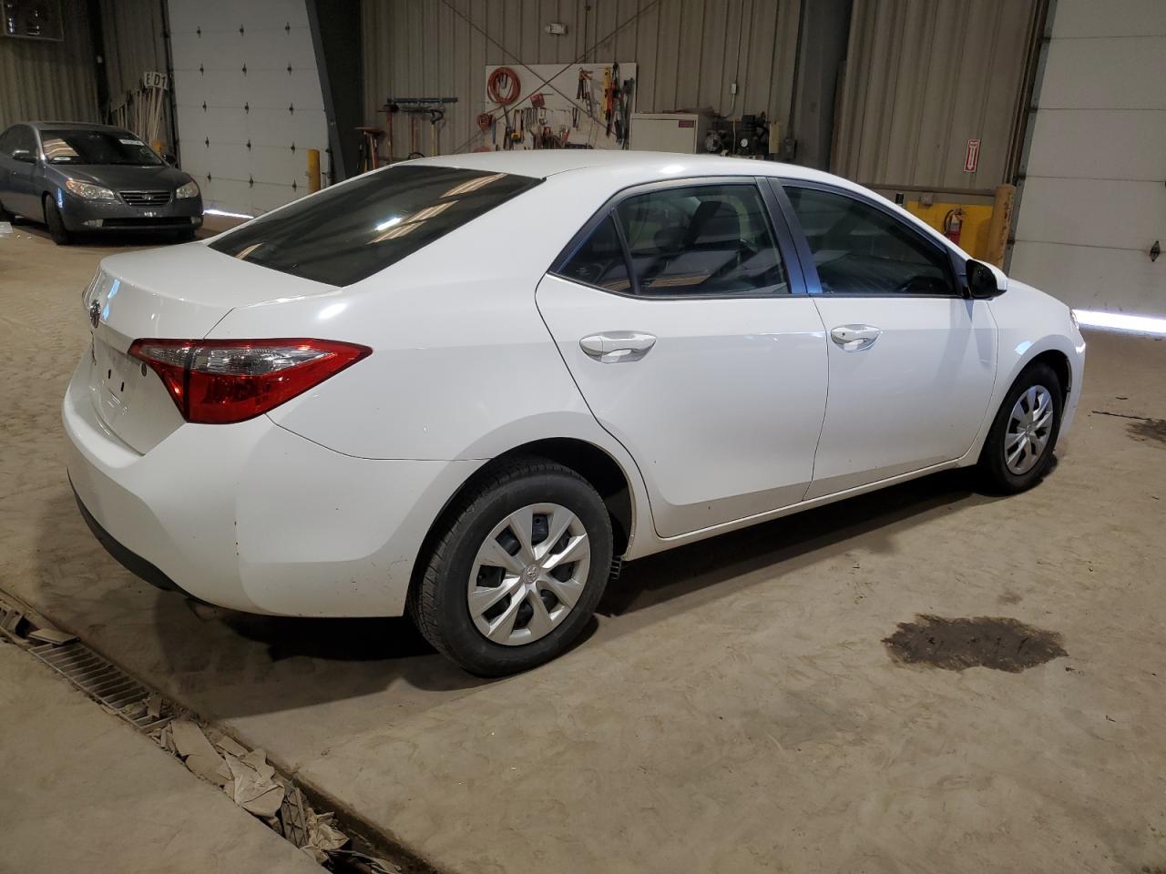 2015 TOYOTA COROLLA L - Image 3