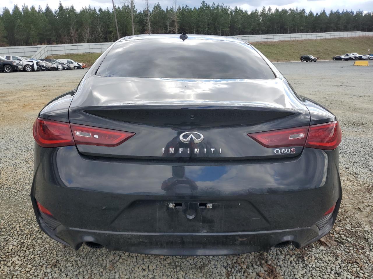2017 INFINITI Q60 RED SP - Фото 6