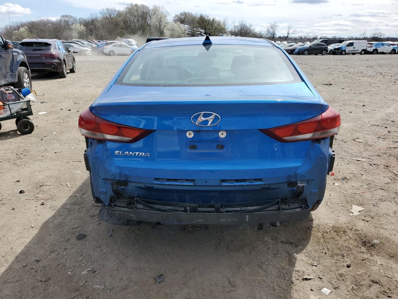 2017 HYUNDAI ELANTRA SE - Image 6