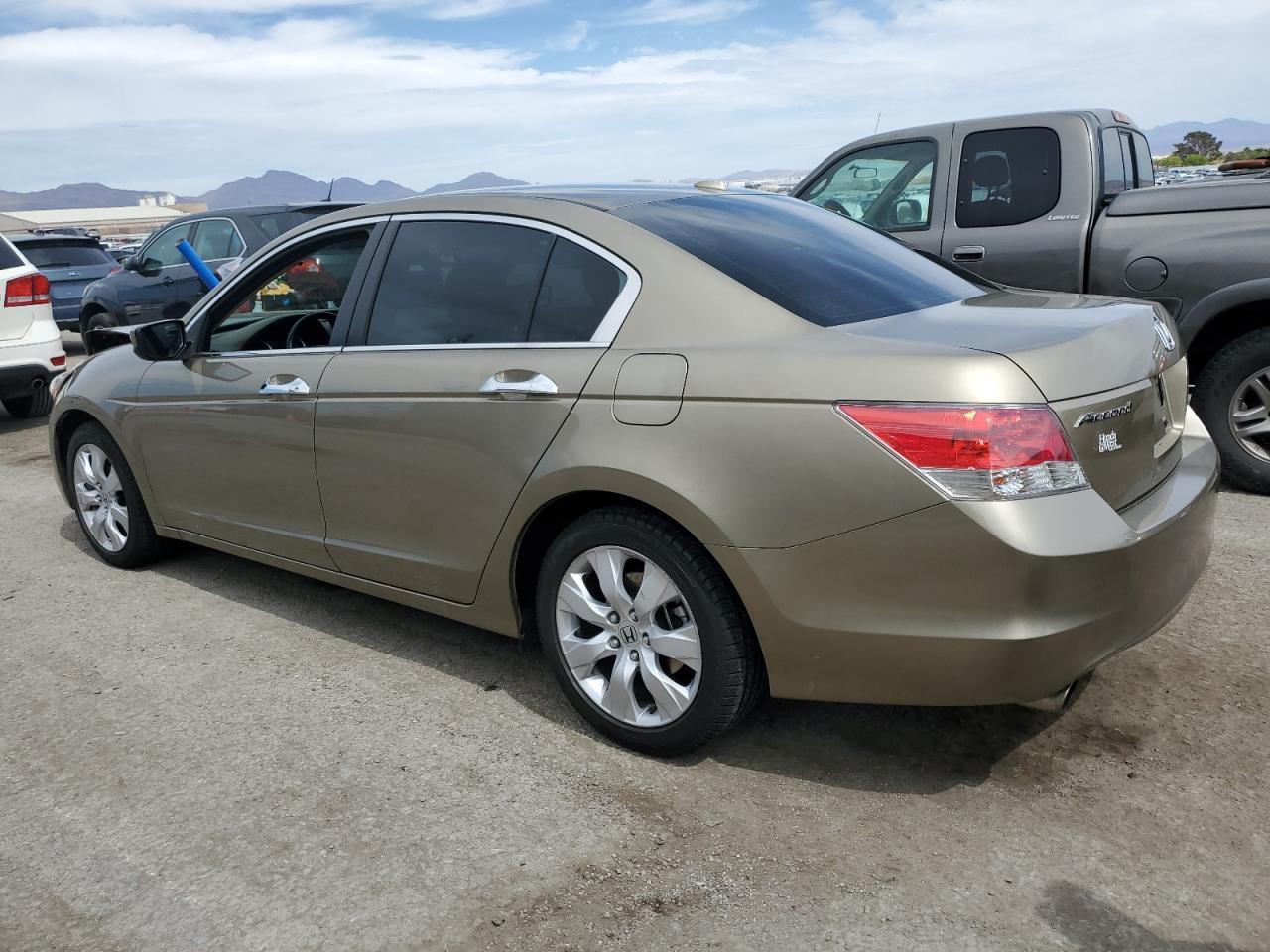 2010 HONDA ACCORD EXL - Image 2