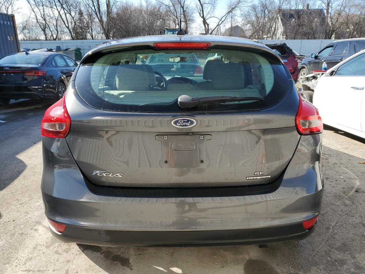 2016 FORD FOCUS SE - Image 6
