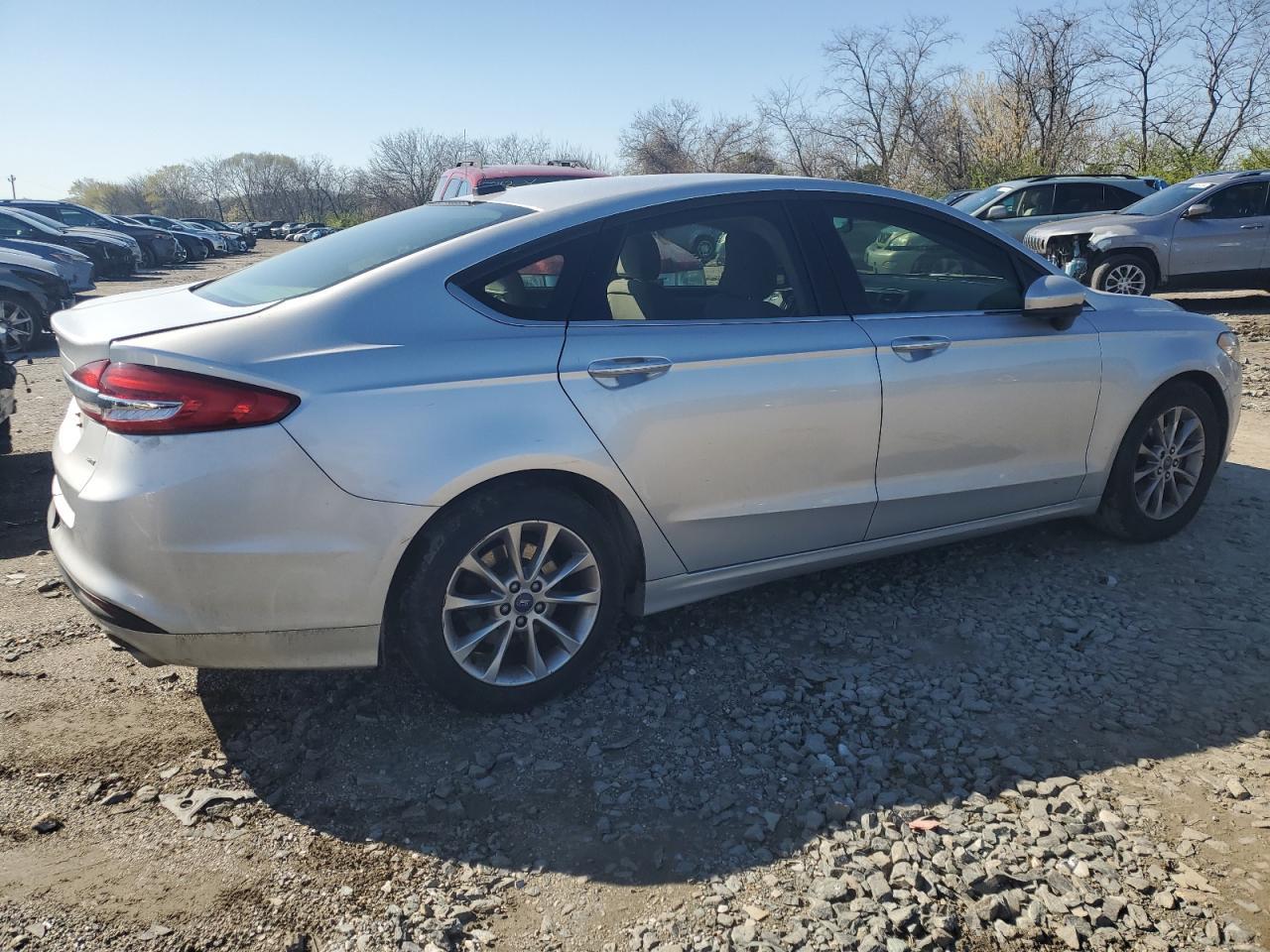 2017 FORD FUSION SE - Фото 3