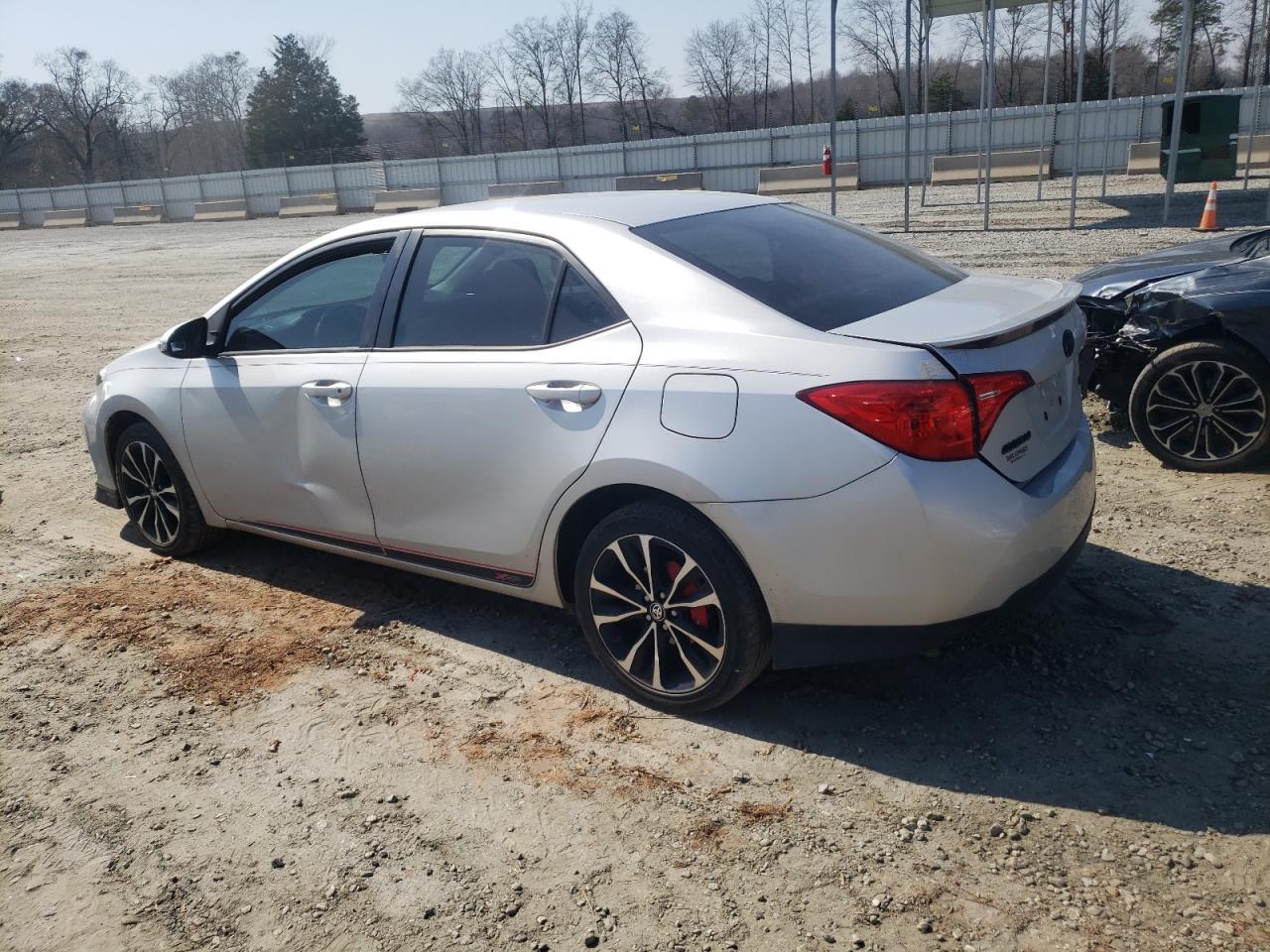 2018 TOYOTA COROLLA L - Image 2