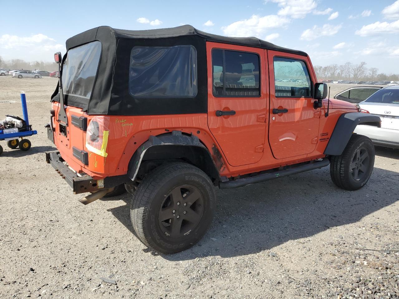 2015 JEEP WRANGLER U - Image 3