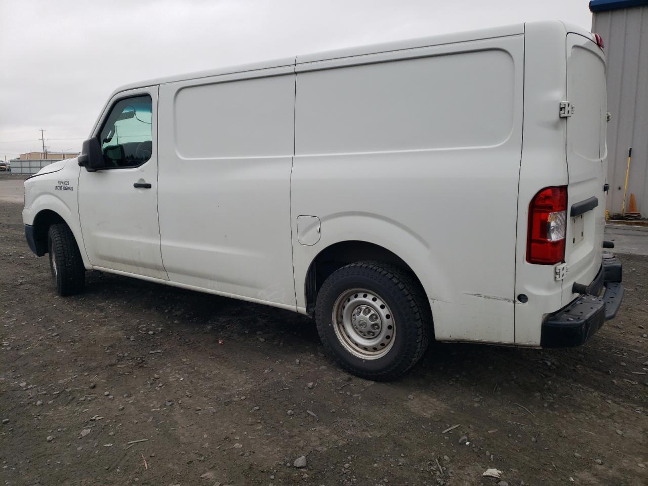 2015 NISSAN NV 1500 - Фото 2