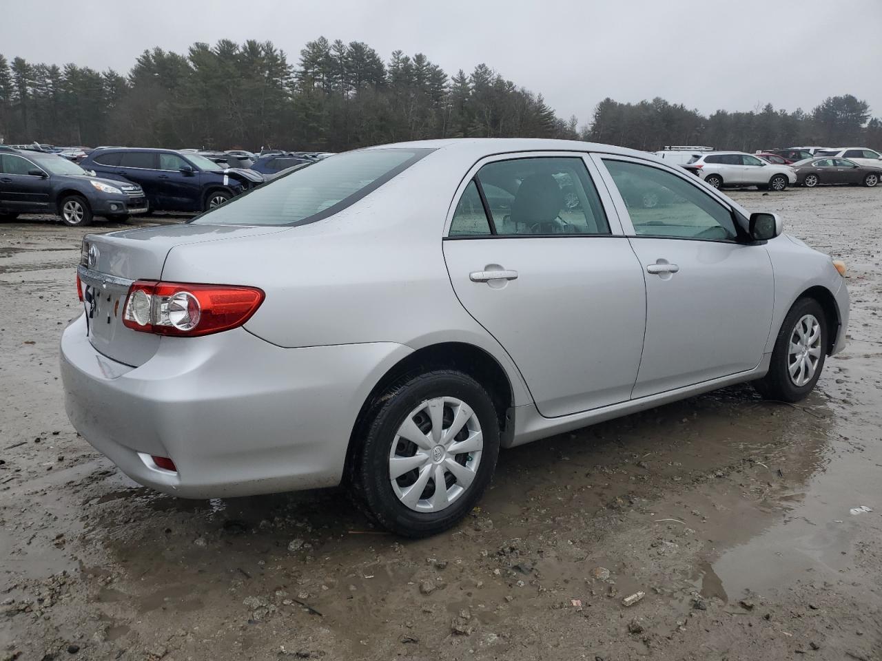 2013 TOYOTA COROLLA BA - Фото 3