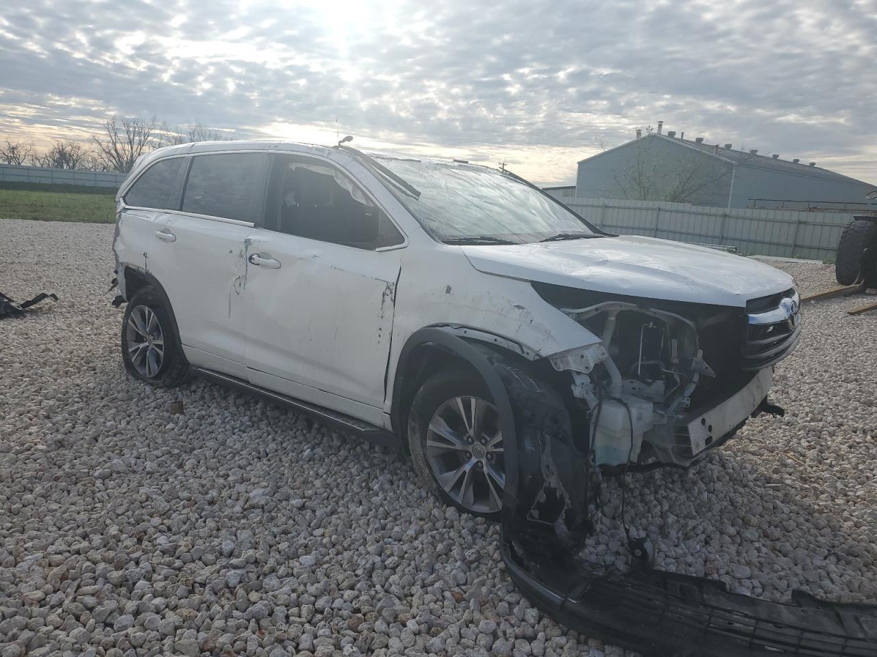 2015 TOYOTA HIGHLANDER - Фото 4