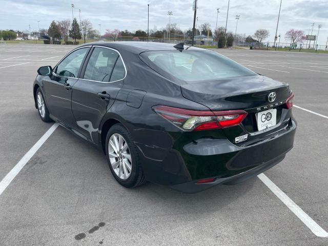 2021 Toyota Camry Le - Фото 3