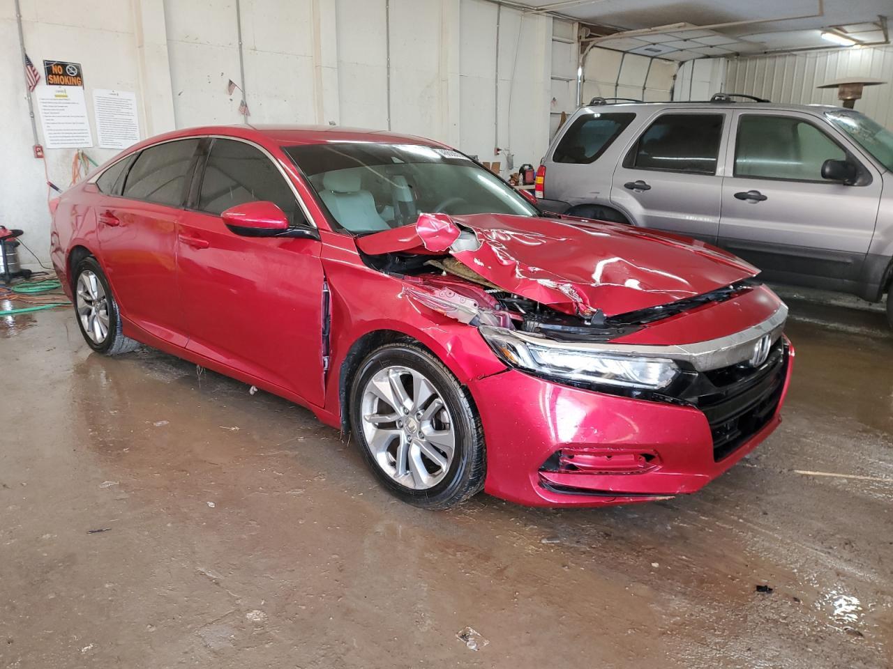 2018 HONDA ACCORD LX - Image 4
