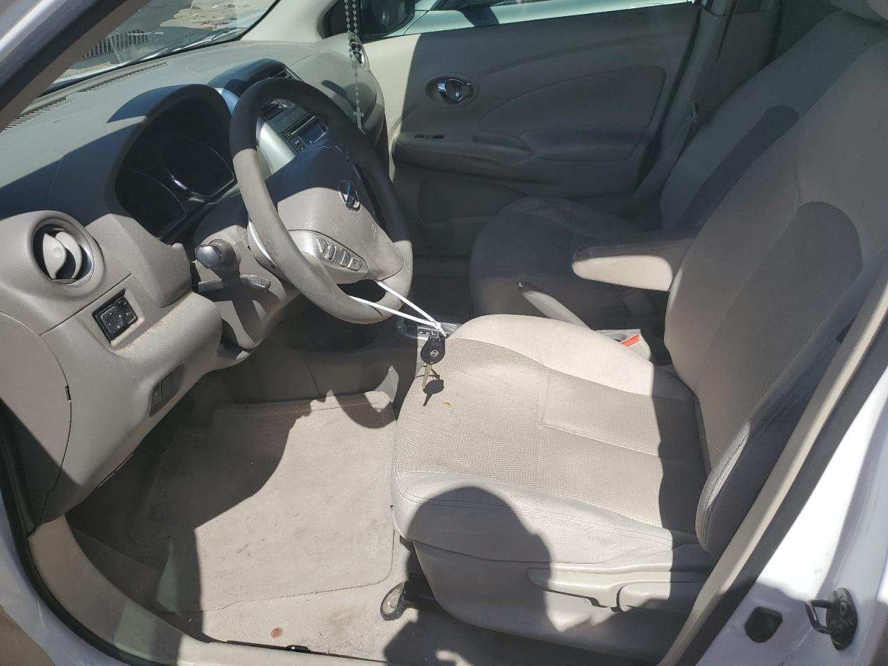 2016 NISSAN VERSA S - Фото 7