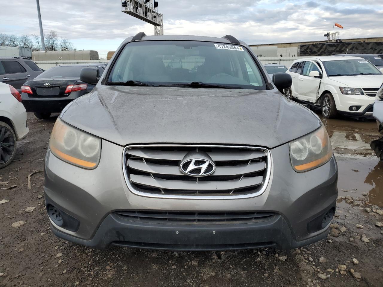 2011 HYUNDAI SANTA FE G - Image 5