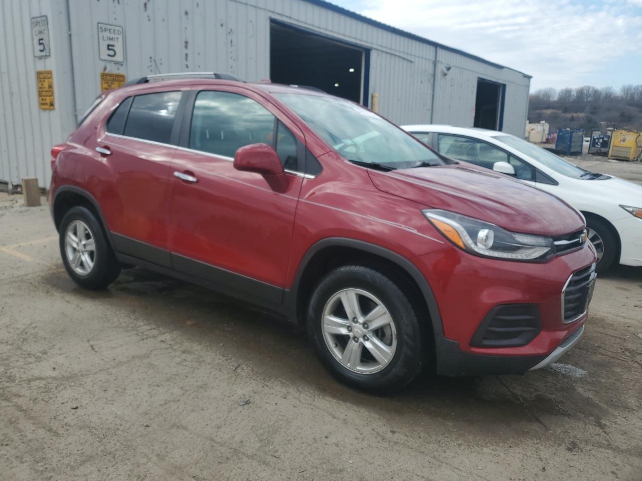 2019 CHEVROLET TRAX 1LT - Фото 4