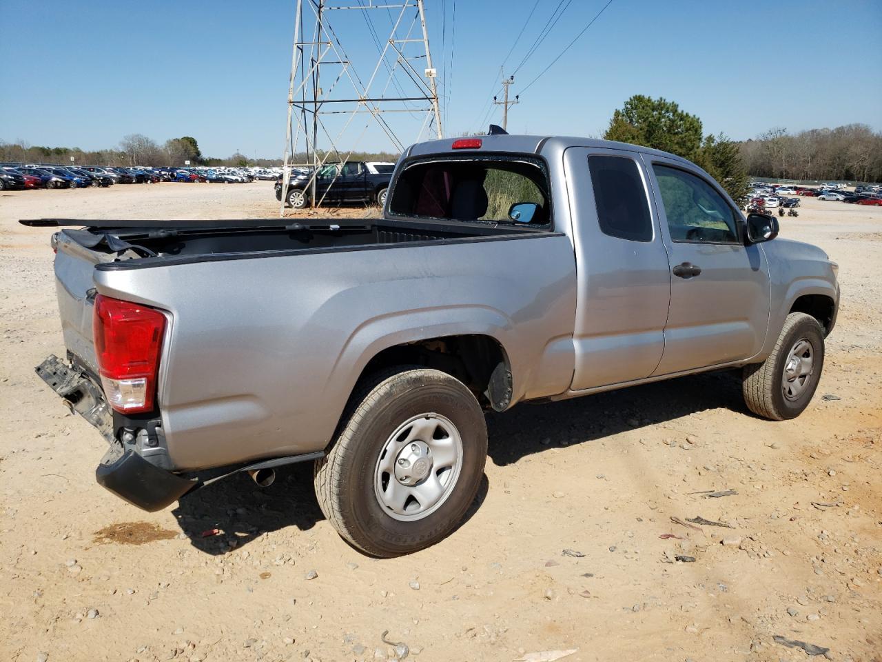 2017 TOYOTA TACOMA ACC - Фото 3