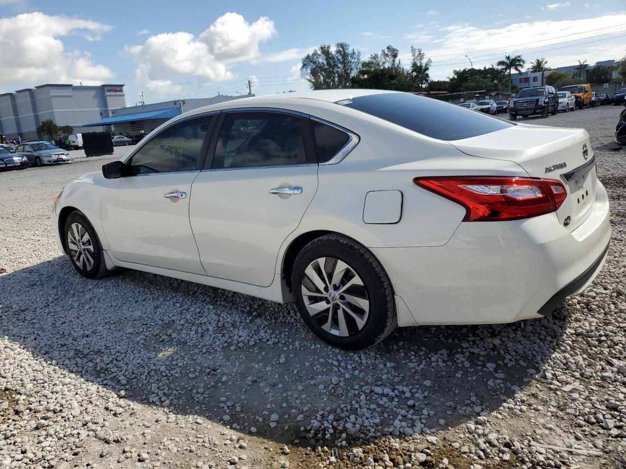 2017 NISSAN ALTIMA 2.5 - Фото 2