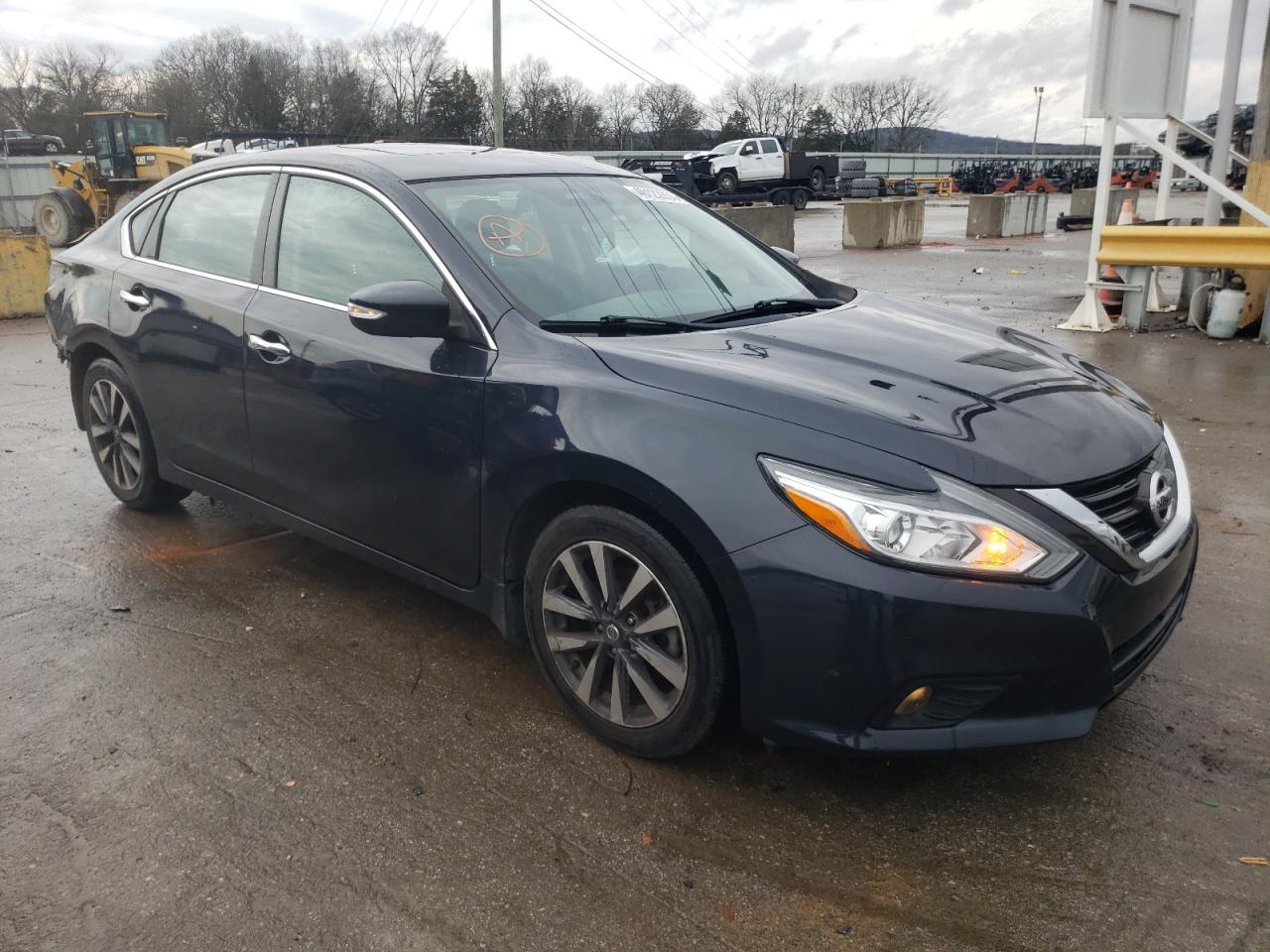 2017 NISSAN ALTIMA 2.5 - Image 4
