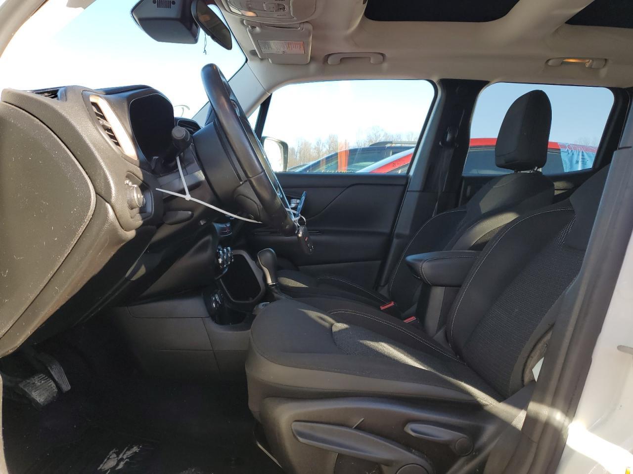 2016 JEEP RENEGADE L - Фото 7