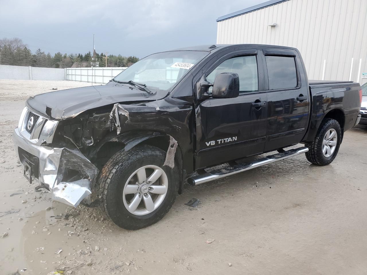 2013 NISSAN TITAN S