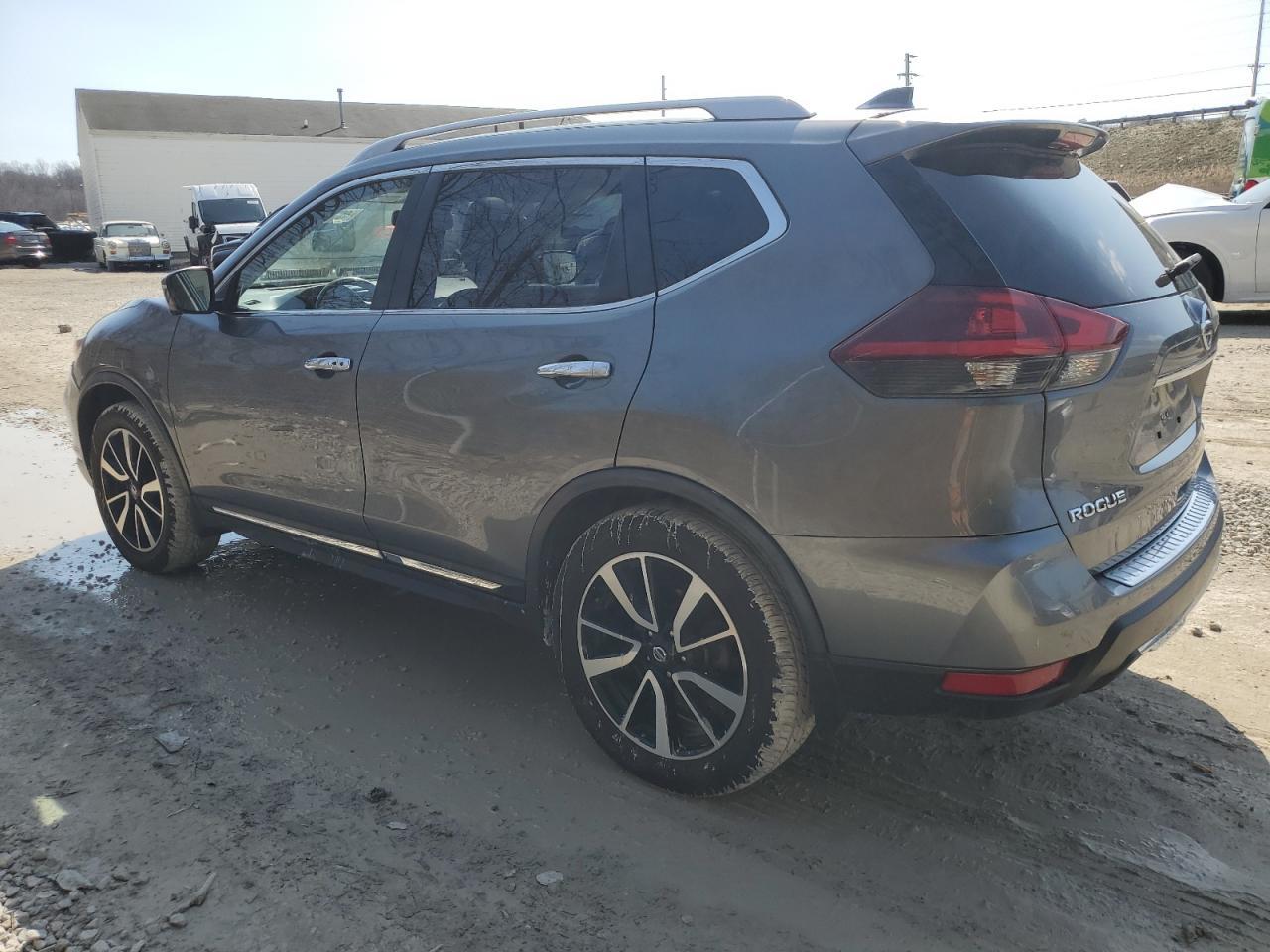 2018 NISSAN ROGUE S - Image 2