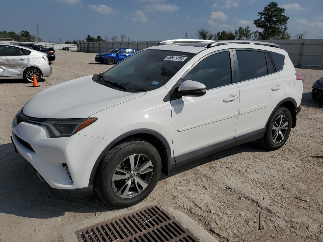2017 TOYOTA RAV4 XLE