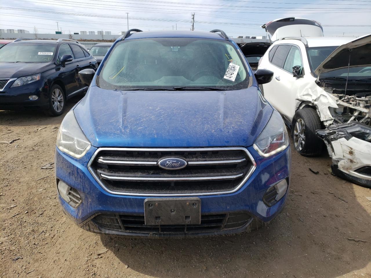 2017 FORD ESCAPE SE - Фото 5