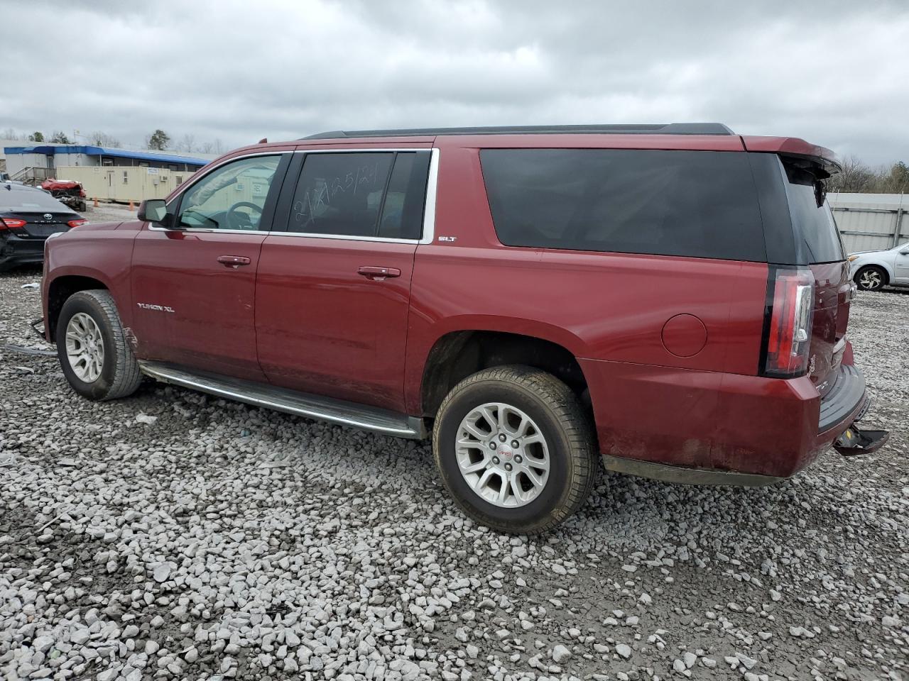 2016 GMC YUKON XL C - Image 2