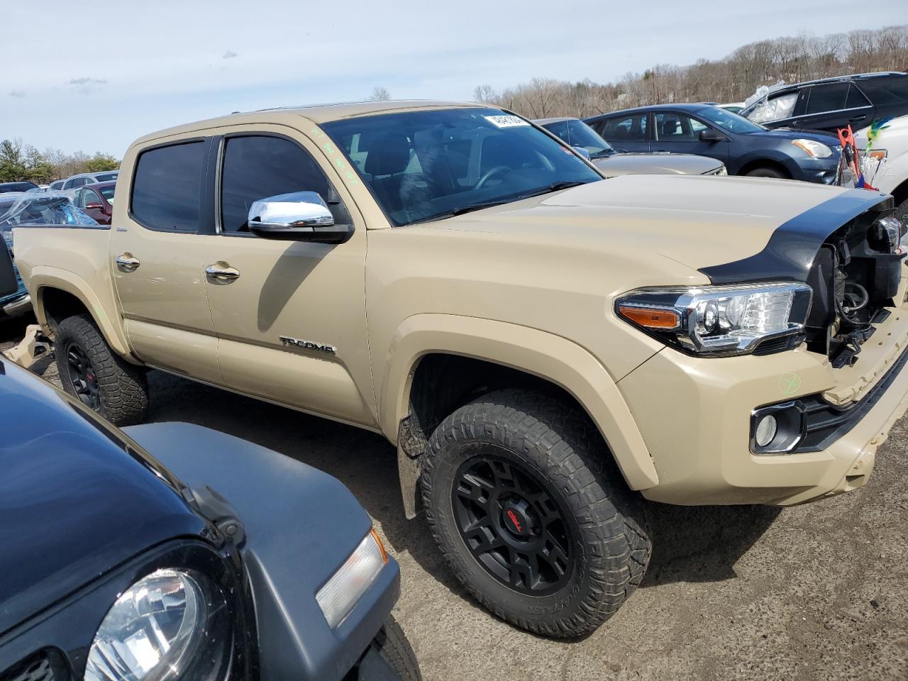 2017 TOYOTA TACOMA DOU - Фото 4