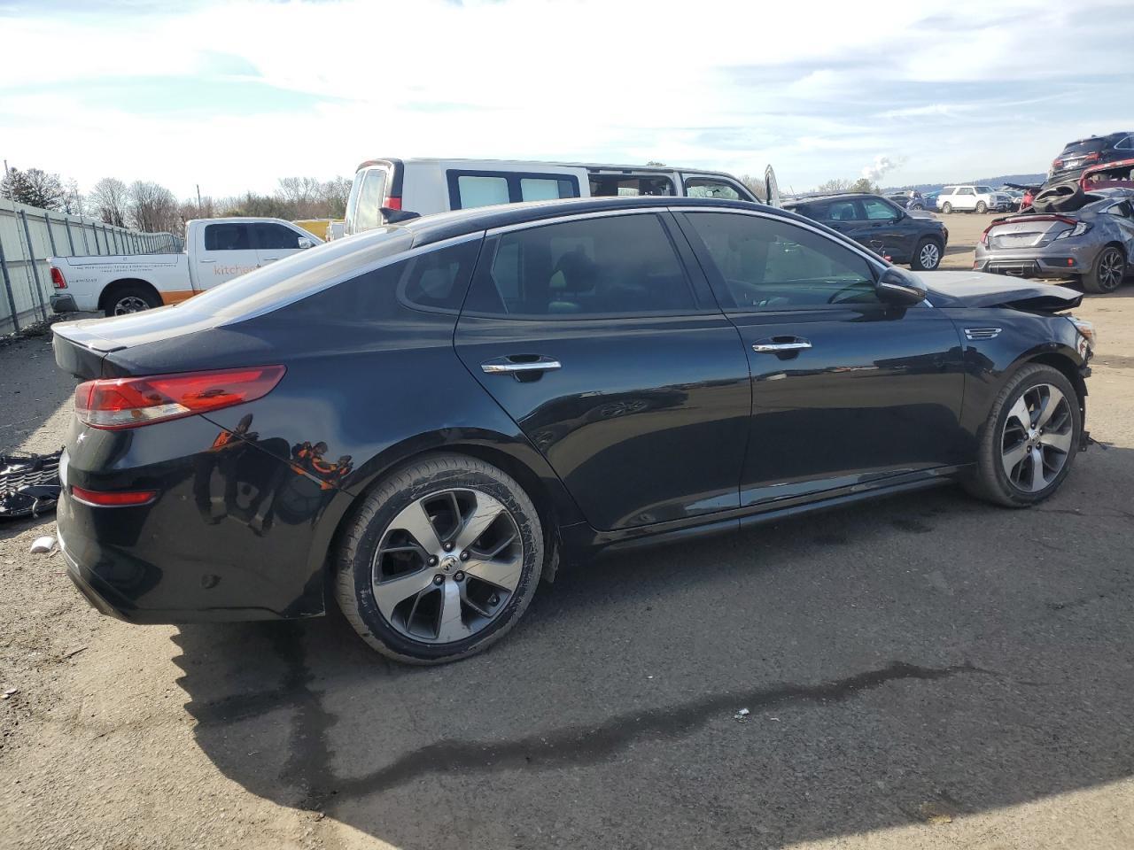 2019 KIA OPTIMA LX - Image 3