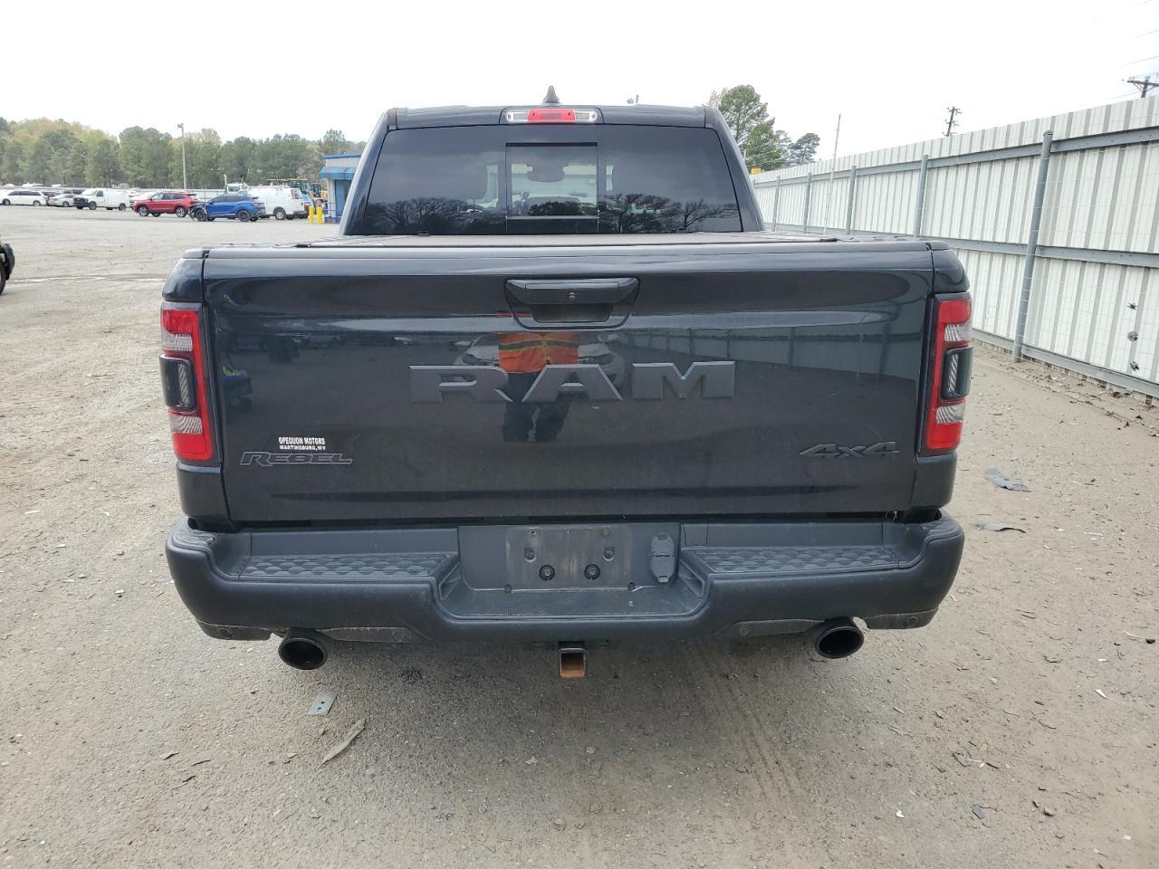 2020 RAM 1500 REBEL - Фото 6