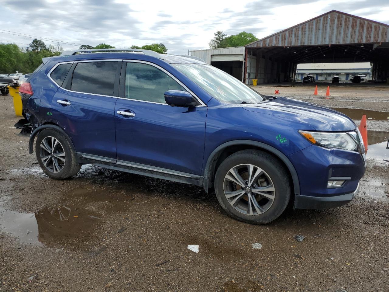 2017 NISSAN ROGUE S - Image 4