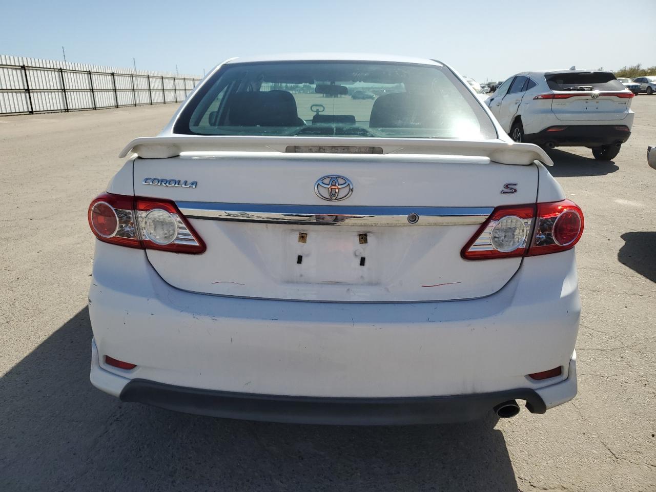 2013 TOYOTA COROLLA BA - Фото 6