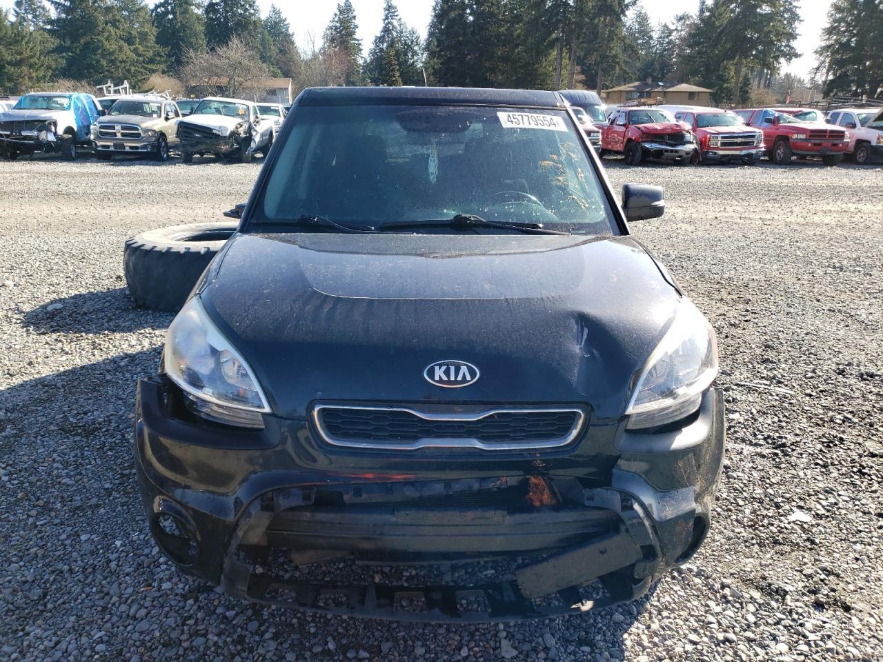 2013 KIA SOUL + - Image 5