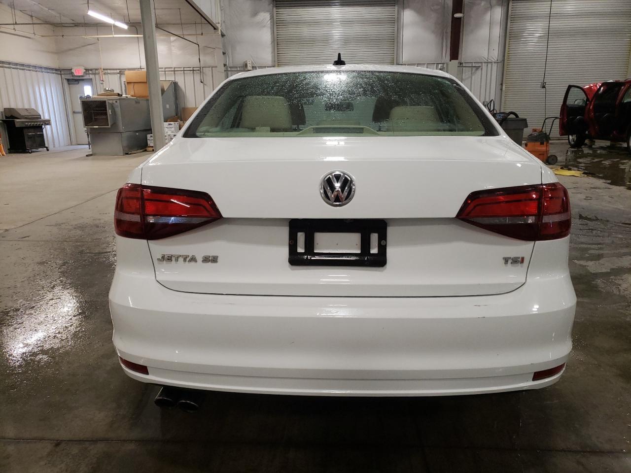 2017 VOLKSWAGEN JETTA SE - Фото 6