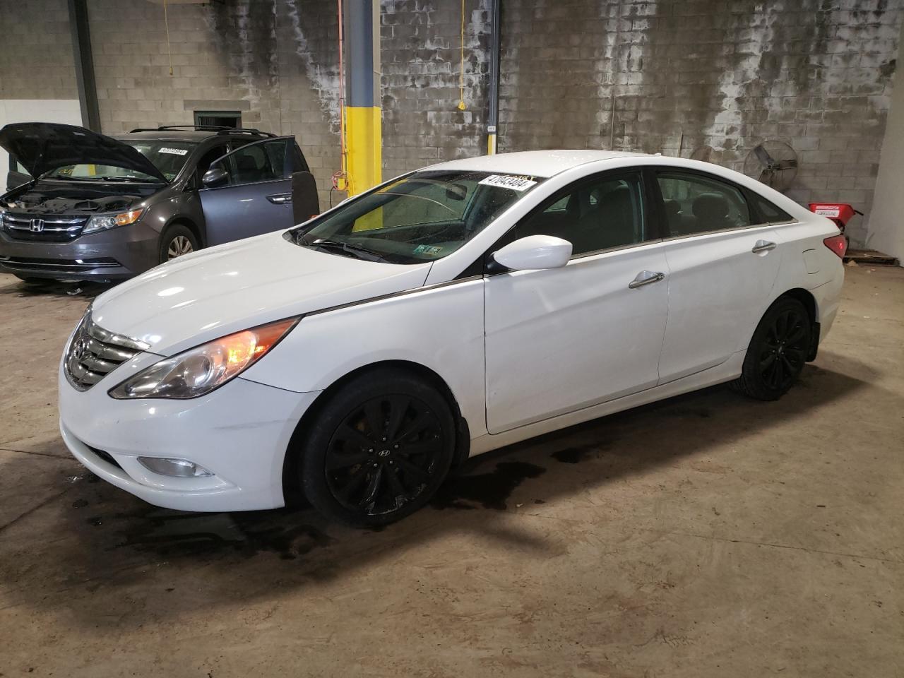 2011 HYUNDAI SONATA SE