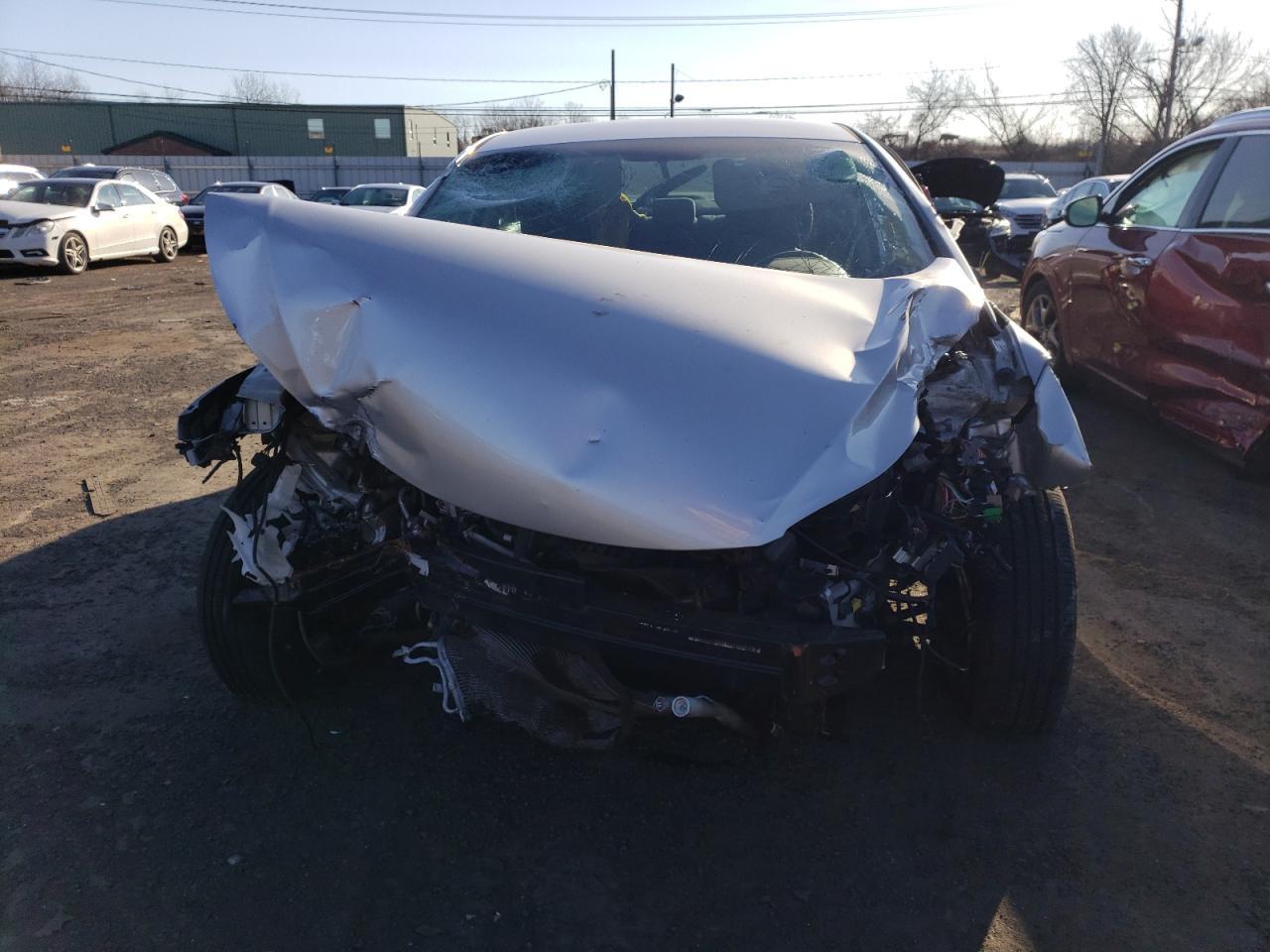 2015 HYUNDAI ELANTRA SE - Фото 5